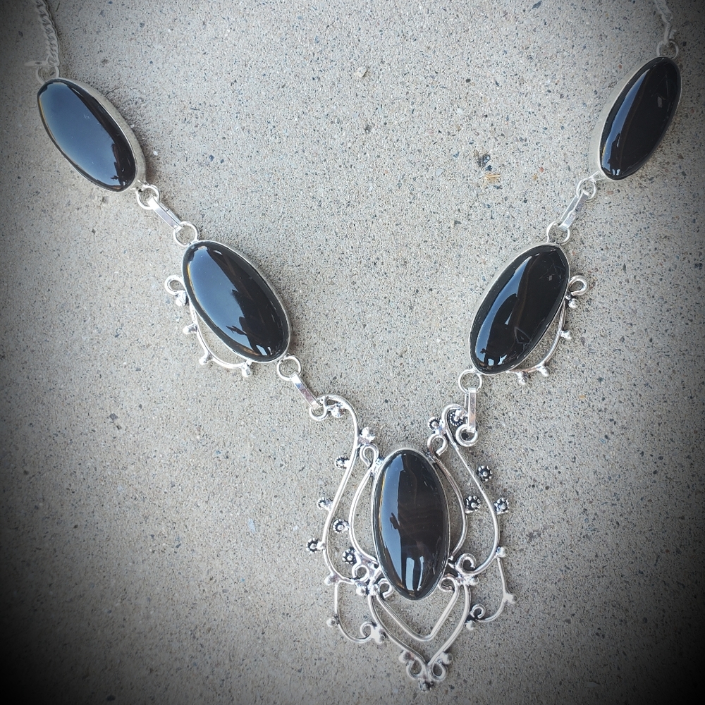 New Banded Agate 925 Silver Necklace.